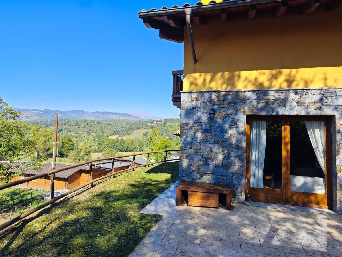 Els Tres Sols Villa กัมโปรดอน ภายนอก รูปภาพ
