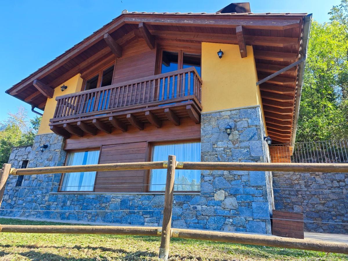 Els Tres Sols Villa กัมโปรดอน ภายนอก รูปภาพ