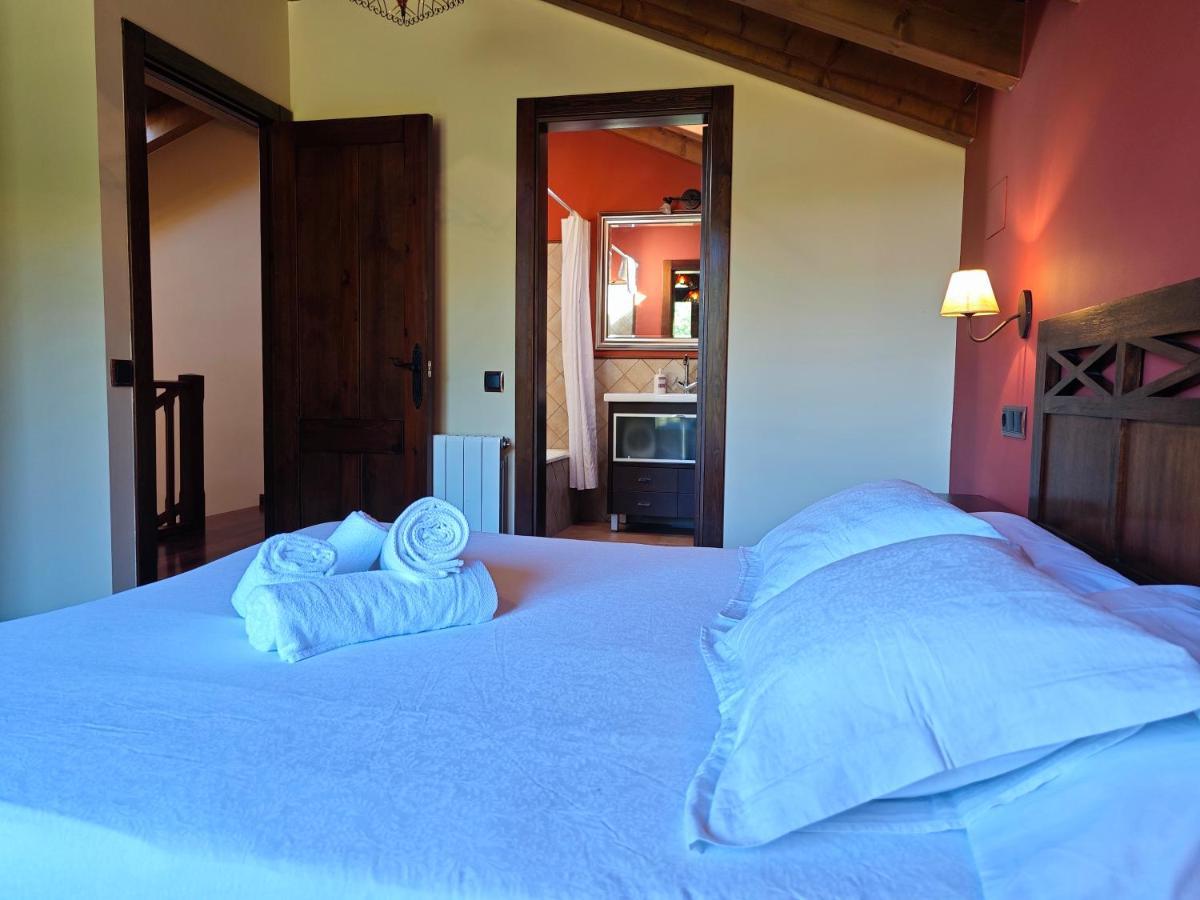 Els Tres Sols Villa กัมโปรดอน ภายนอก รูปภาพ